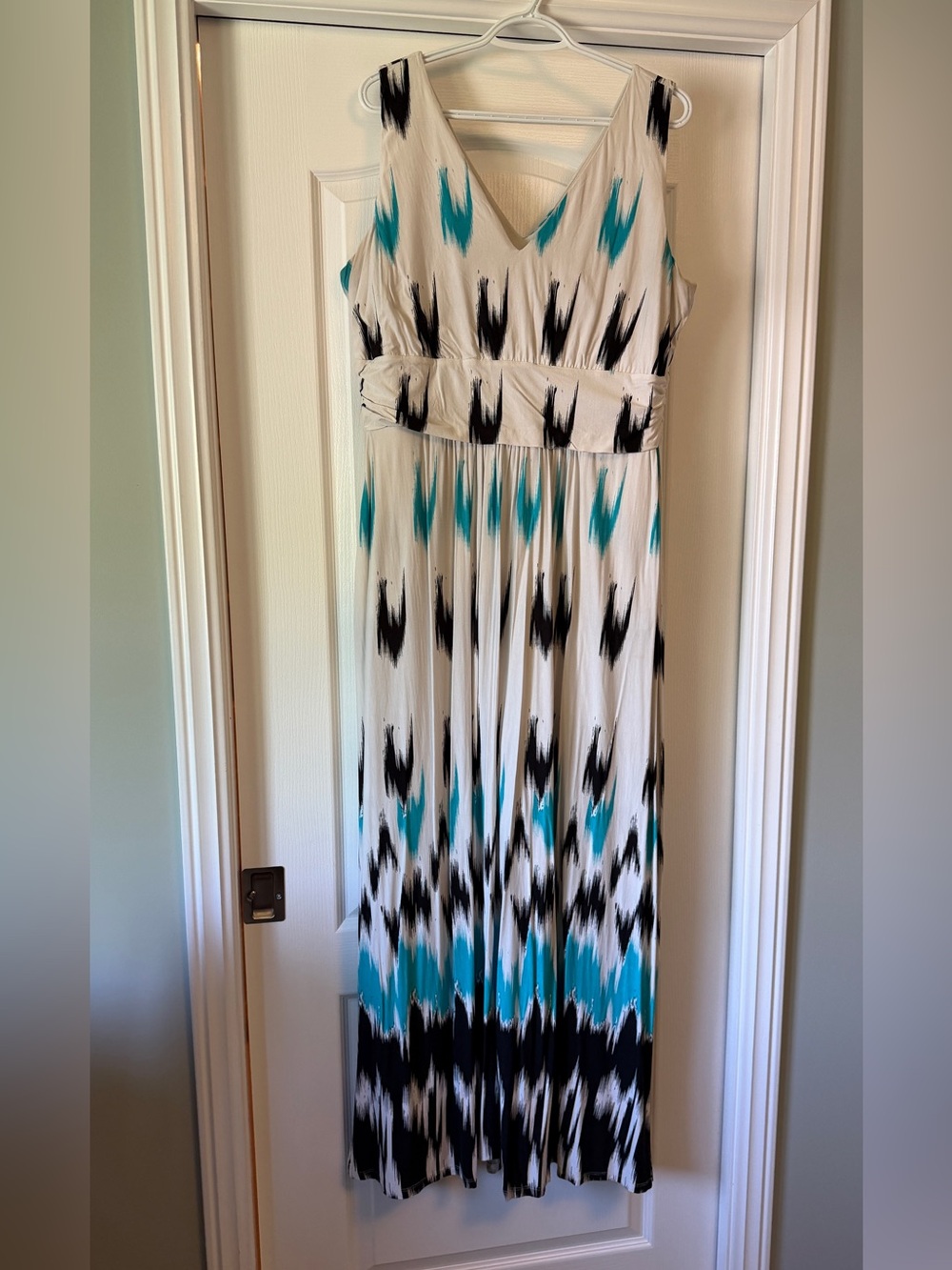 Ricki's white Maxi Dress with Teal and Black Print